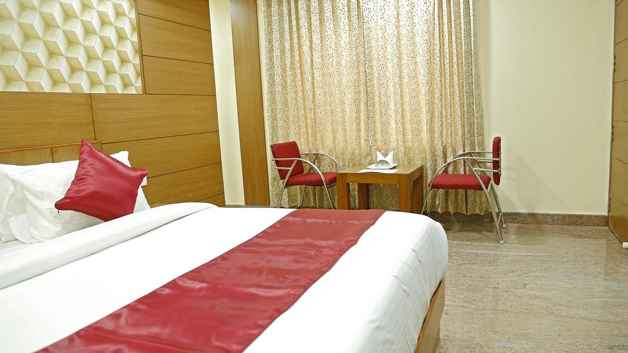 Shoba Elite Hotel Bangalore Bagian luar foto