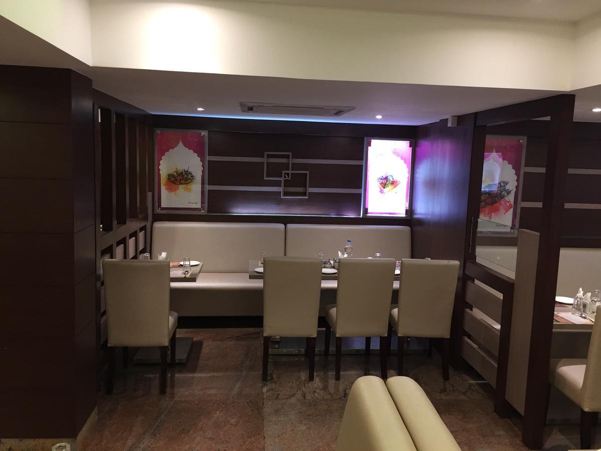 Shoba Elite Hotel Bangalore Bagian luar foto