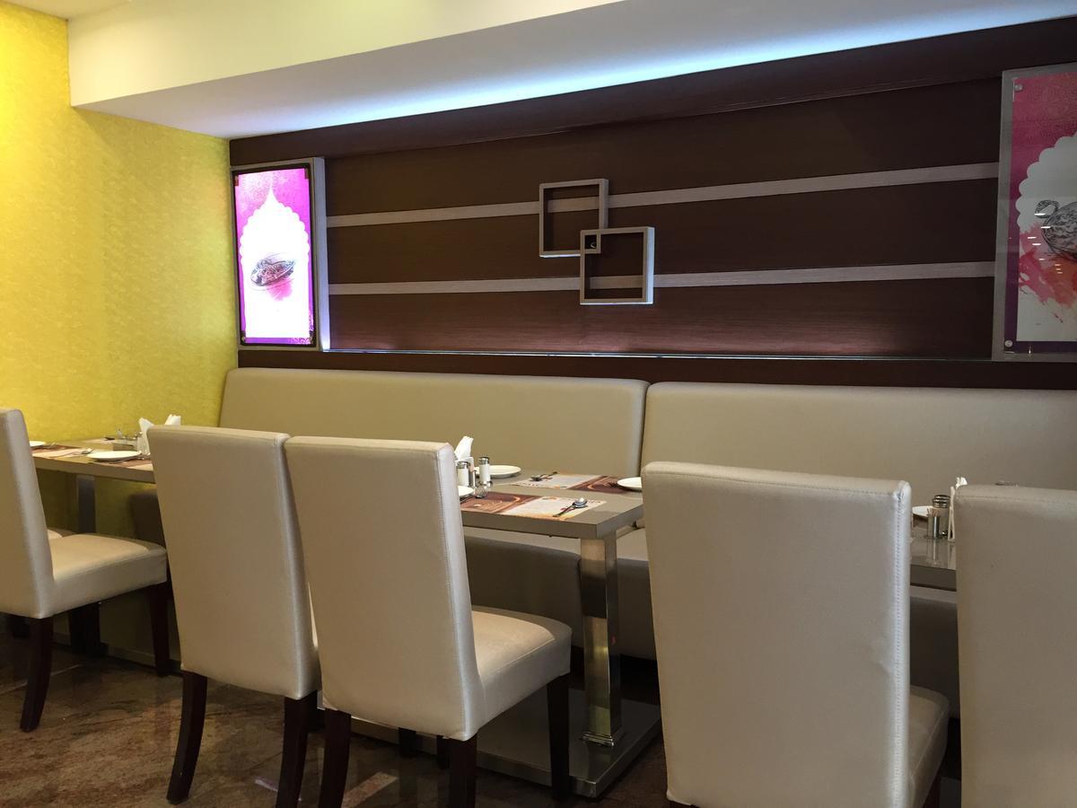 Shoba Elite Hotel Bangalore Bagian luar foto